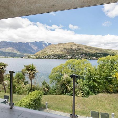 Lakeside Luxury With Spa Queenstown Extérieur photo
