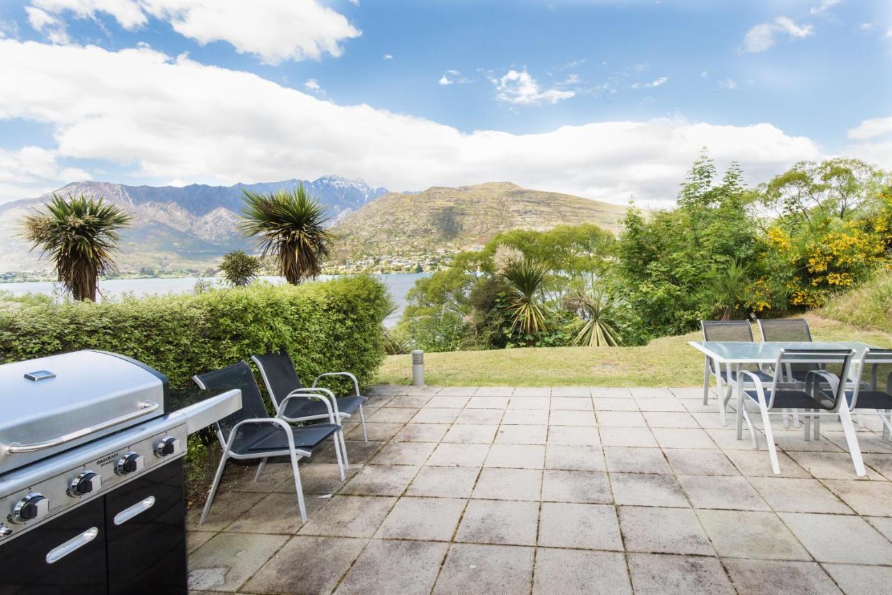 Lakeside Luxury With Spa Queenstown Extérieur photo