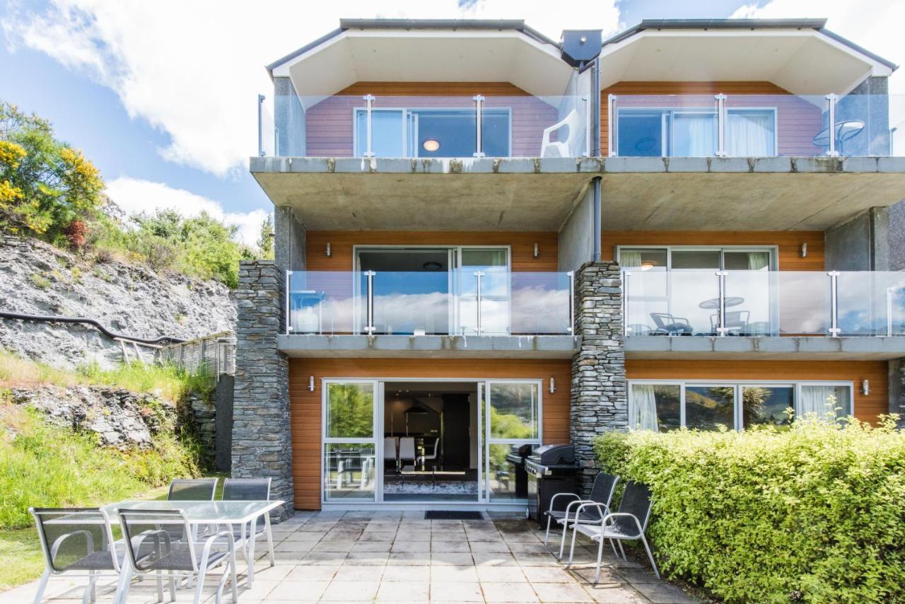 Lakeside Luxury With Spa Queenstown Extérieur photo